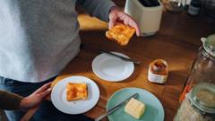 Healey vows cheaper marmalade and gherkins in pre-Budget package of 'everyday fixes' — BBC Business, Dublin Business news