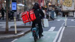 Doordash to buy Instacart in $17bn deal it says will expand customer options β Dublin Business news