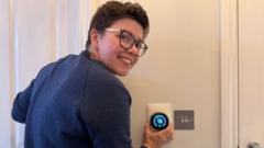 Before you crank up the thermostat, try these tips to keep your house warmer for longer — BBC Business, Dublin Business news