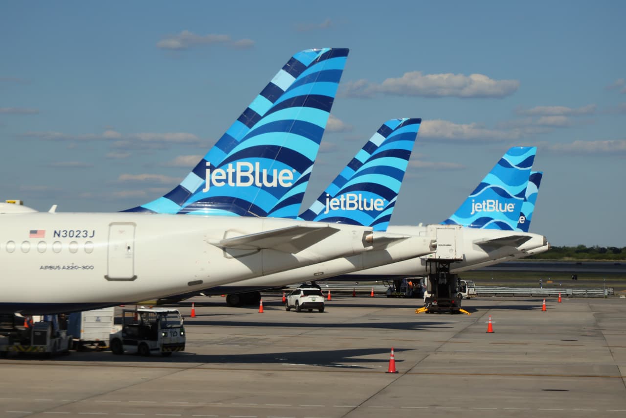 JetBlue has been losing money for years. It just charted a path to profitability. — Dublin Business news