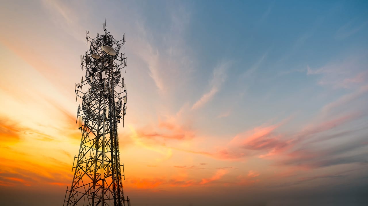 The mobile ambitions of SpaceX see telecom stocks get hit again. What the latest developments mean. — MarketWatch, Dublin Business news