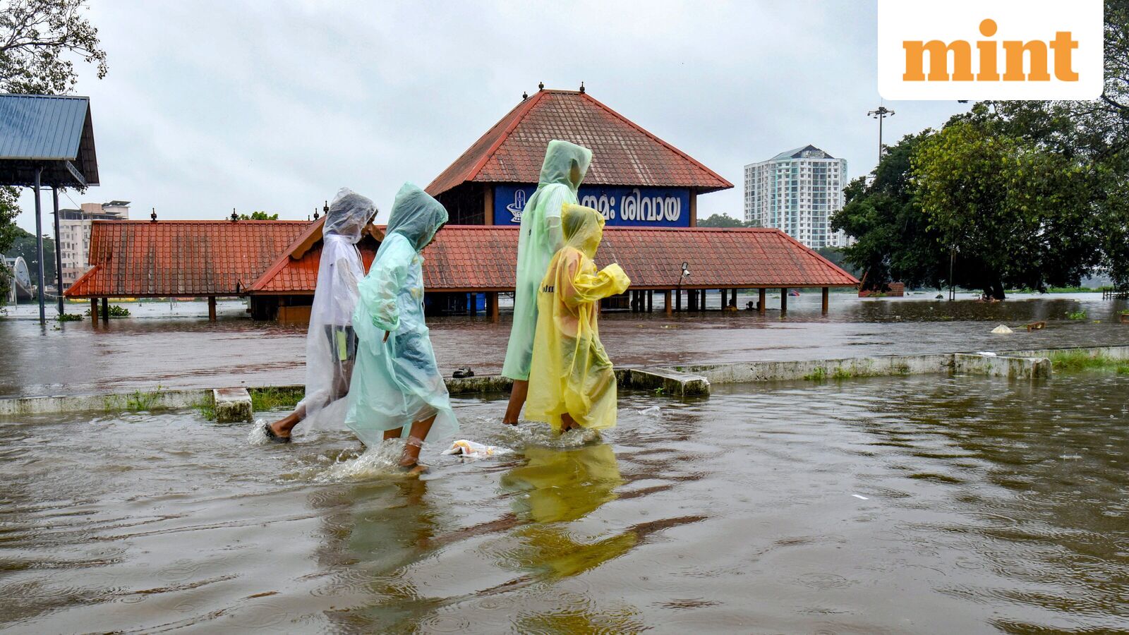 IMD alert for today: Cyclone brewing in Bay of Bengal; heavy rain forecasted for Tamil Nadu, Karnataka — Mint India, Dublin Technology news